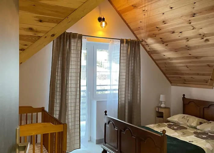 Nad Potokiem * Wapienne